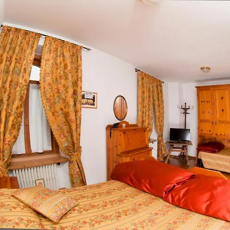 Pontejel Szálloda Cortina dʼAmpezzo