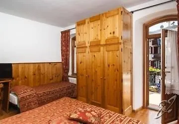 Szálloda Pontejel 2*